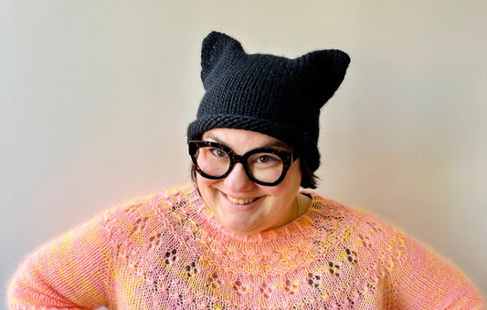 Julia's Black Cat Hat! - FREE PATTERN