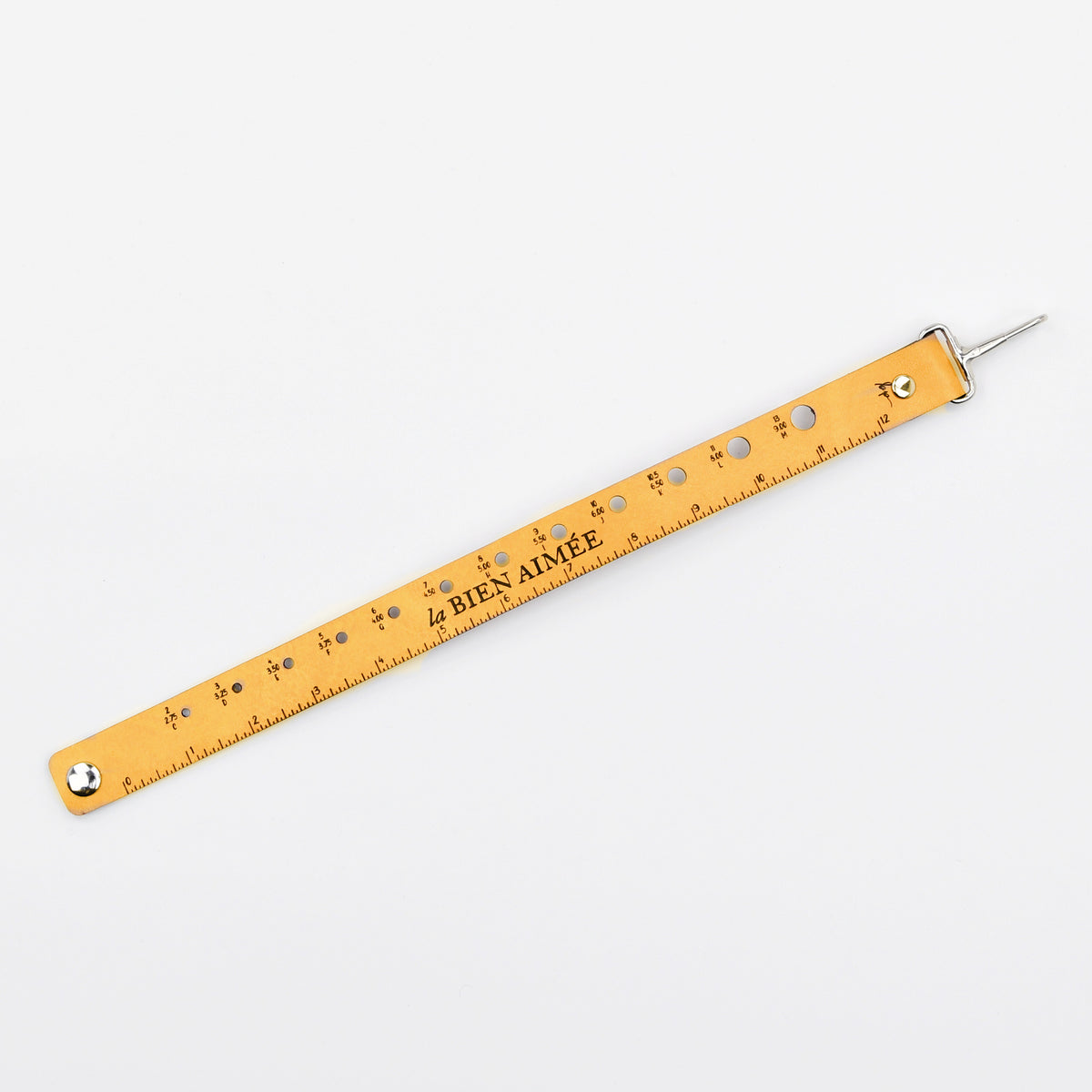 La Bien Aimée Ruler Wristlet — Yellow Gold