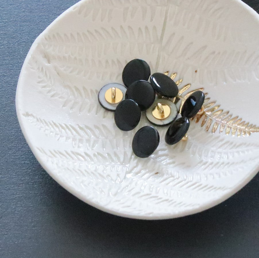 Lise Tailor - Shank Button (Mother of Pearl) — 12mm / Black